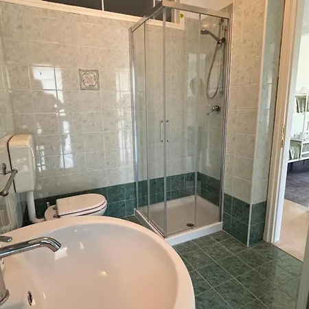 Διαμέρισμα Spacious And - 5 Minutes From The Μπιμπιόνε