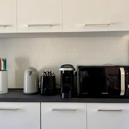 Spacious And - 5 Minutes From The Διαμέρισμα *